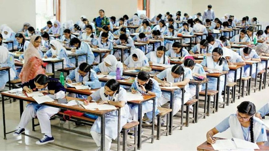 দ্বিতীয় দিনে অনুপস্থিত ২২ হাজার, ৪২ শিক্ষার্থী-শিক্ষক বহিষ্কার